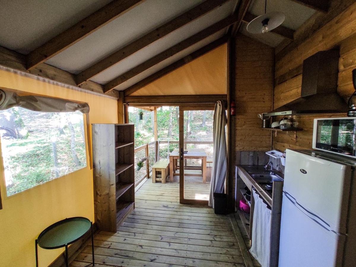 Camping La Grangeonne エスパラン・ド・ヴェルドン エクステリア 写真