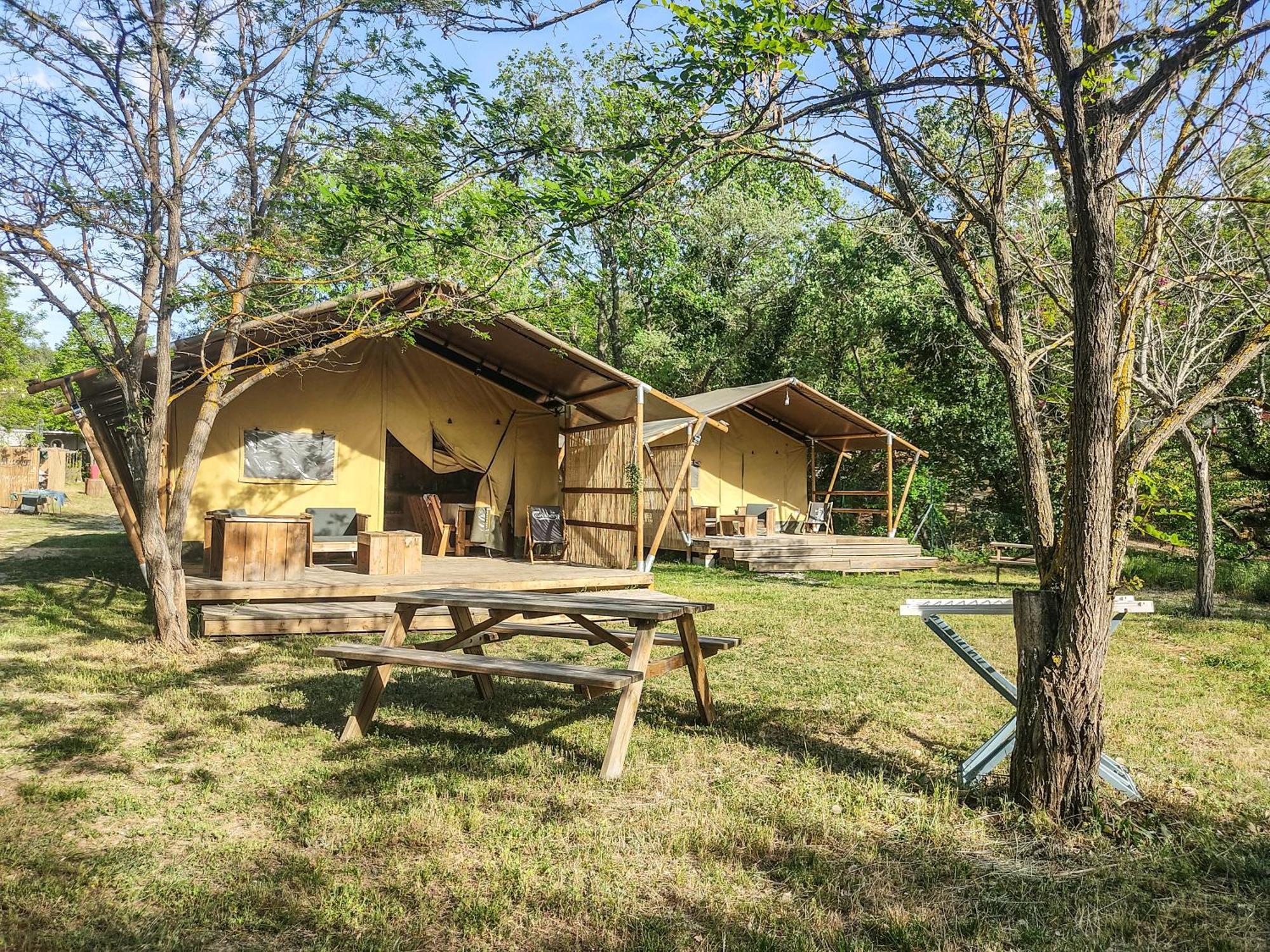 Camping La Grangeonne エスパラン・ド・ヴェルドン エクステリア 写真