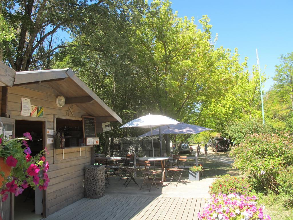 Camping La Grangeonne エスパラン・ド・ヴェルドン エクステリア 写真